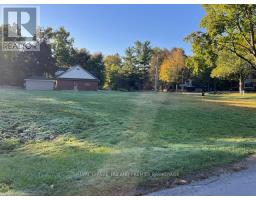 6 BLACKBURN CRESCENT - 4