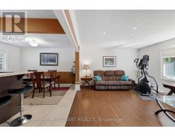 10 ALAYNE CRESCENT - 10