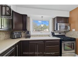10 ALAYNE CRESCENT - 17
