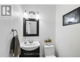 10 ALAYNE CRESCENT - 22