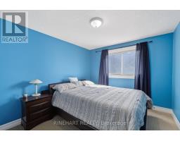 10 ALAYNE CRESCENT - 24