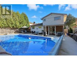 10 ALAYNE CRESCENT - 39