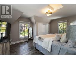 145 ELWORTHY AVENUE - 26