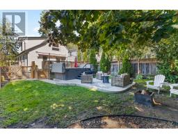 145 ELWORTHY AVENUE - 43
