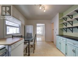 71 CONNAUGHT AVENUE - 17