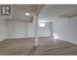 71 CONNAUGHT AVENUE - 36