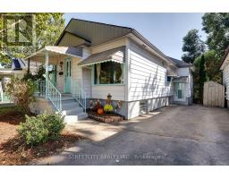 71 CONNAUGHT AVENUE - 5