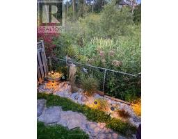 1742 CREEKSIDE STREET - 11