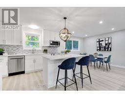 723 BARCLAY ROAD - 11