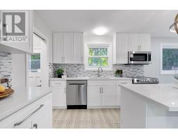 723 BARCLAY ROAD - 12