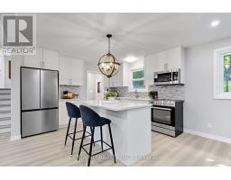 723 BARCLAY ROAD - 13