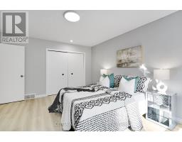 723 BARCLAY ROAD - 20