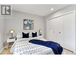 723 BARCLAY ROAD - 22