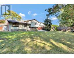 723 BARCLAY ROAD - 36
