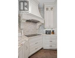 547 CRESTWOOD DRIVE - 11
