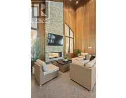 547 CRESTWOOD DRIVE - 36
