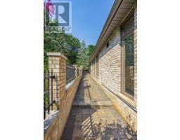 547 CRESTWOOD DRIVE - 39