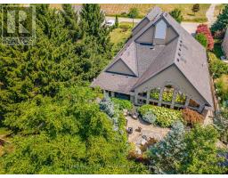 547 CRESTWOOD DRIVE - 46