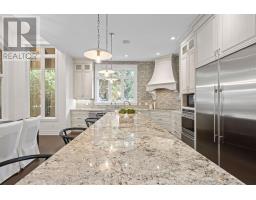 547 CRESTWOOD DRIVE - 8
