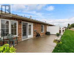 18 DEVON DRIVE - 32