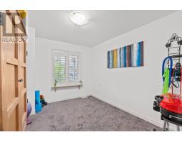 18 DEVON DRIVE - 7