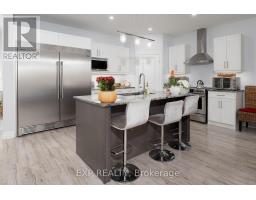 29 - 4700 HAMILTON ROAD - 9