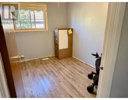33 COURT LANE - 13