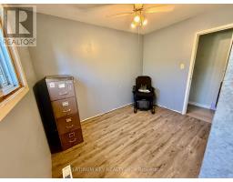 33 COURT LANE - 14