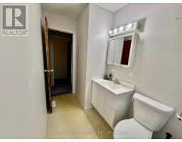 33 COURT LANE - 16