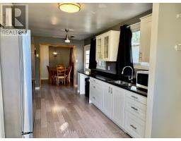 33 COURT LANE - 5