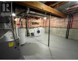 58 - 35 WATERMAN AVENUE - 31