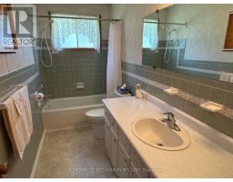 730 GLOVER CRESCENT - 19