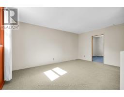 42 BRISCOE STREET E - 30