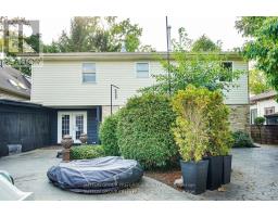 694 COLBORNE STREET - 32