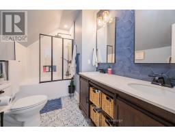 190 EMILY STREET - 24