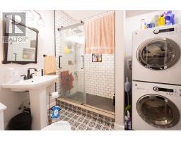 190 EMILY STREET - 35