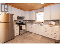 146 SIMCOE STREET - 8