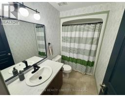 10 AMBLESIDE DRIVE - 18
