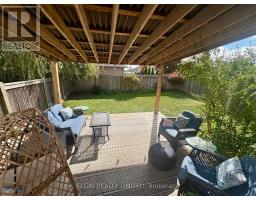 10 AMBLESIDE DRIVE - 24