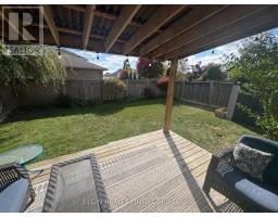10 AMBLESIDE DRIVE - 25