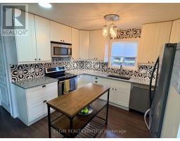 10 AMBLESIDE DRIVE - 7