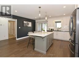269 SYDENHAM STREET E - 16