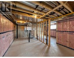 8 HORIZON COURT - 30