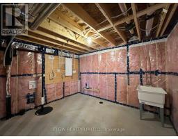 8 HORIZON COURT - 31
