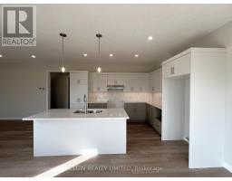 8 HORIZON COURT - 7