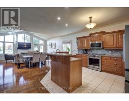 21 BEECHWOOD CIRCLE - 12