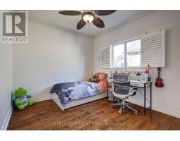 21 BEECHWOOD CIRCLE - 18