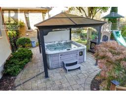 21 BEECHWOOD CIRCLE - 41