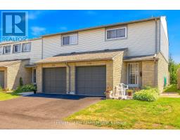 40 - 195 DEVERON CRESCENT - 3