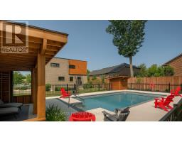 16 - 433 HYDE PARK ROAD - 28